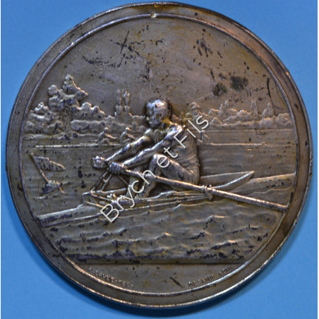 MEDAILLE SUR L'AVIRON