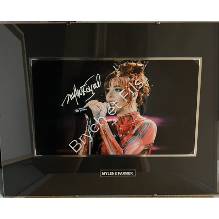 Record Cover TINA TURNER autographed
