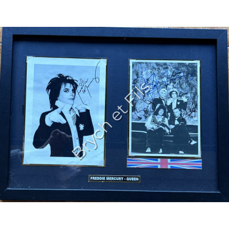 Photos"HALLE BERRY-PIERCE BROSNAN-SEAN CONNERY-URSULA ANDRESS" color photo autographed