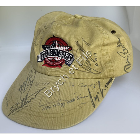 Cap signed by numerous pilots F1