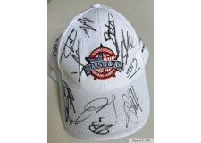 Cap signed by numerous pilots F1